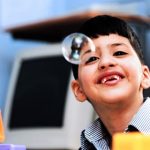 فناوری برای بهبود رفتار کودکان مبتلا به اوتیسم