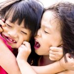 ﻿با بچه های کم حرف چطور رفتار کنیم؟